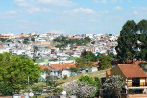 Coroa de Flores Conjunto Residencial Vista Verde