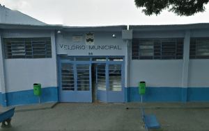 Coroa de Flores Cemitério Municipal de Arujá - São Paulo