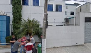 Coroa de Flores – Organização Campo das Oliveiras – São Paulo