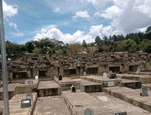 Coroa de Flores Cemitério Álvaro Quinteiro Vieira – Barueri