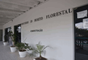 Coroa de Flores Cemiério Horto Florestal – São Paulo
