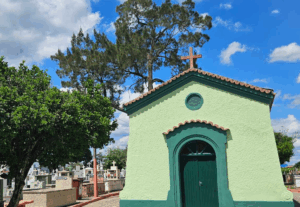 Coroa de Flores Cemitério Municipal Maria Peregrina Santana – São José dos Campos