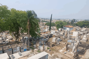 Coroa de Flores Cemitério Municipal – Itatiba