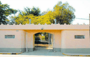 Coroa de Flores Cemitério Municipal – Vinhedo