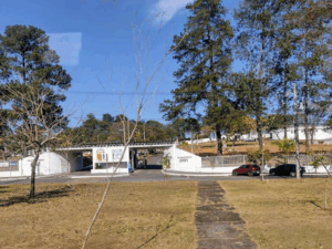 Coroa de Flores Cemitério Parque da Cachoeira – Betim