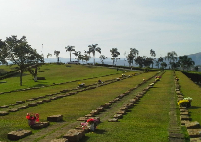  Cemitério Parque das Garças - Santana de Parnaíba