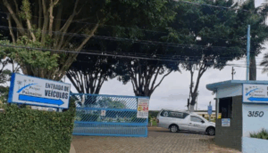 Coroa de Flores Cemitério Jardim das Parque Palmeiras – Ferraz de Vasconcelos