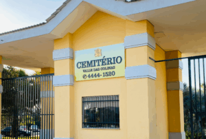 Coroa de Flores Cemitério Valle das Colinas – Franco da Rocha