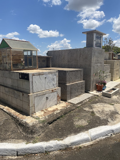  Cemitério da Vila Rezende - Piracicaba