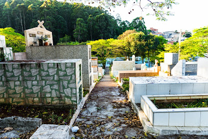  Cemitério e Velório Municipal - Alumínio